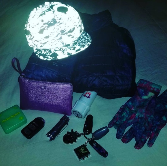 Meet your Posher, Robin - Picture 3 of 8